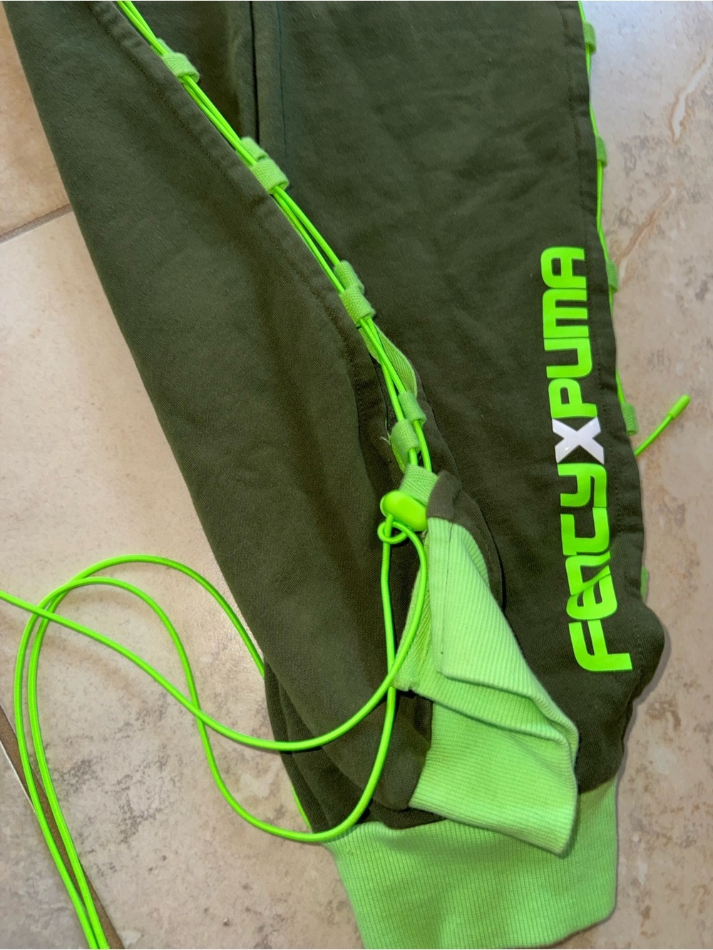 Fenty x Puma Rihanna Lace-Up Joggers Olive Neon S - Picture 10 of 12